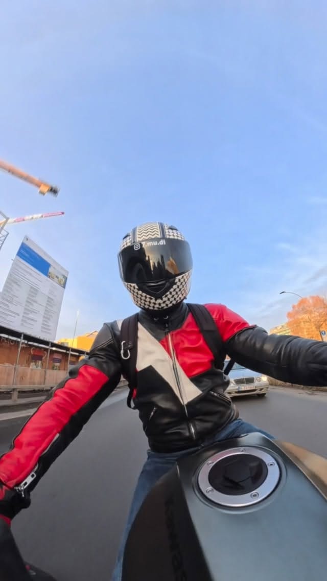 Post 2 by 7mudi | حمودي on Instagram (video)