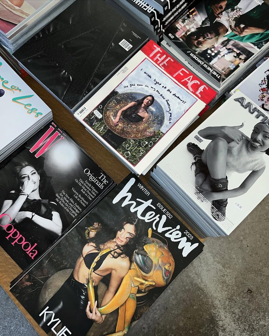 Post 5 by ROSA WOLF MAGAZINES on Instagram (image)