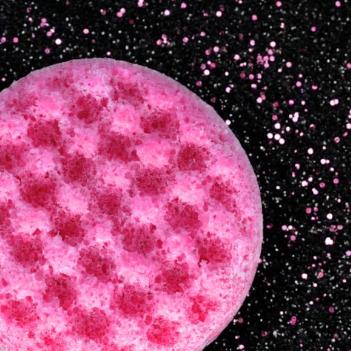 Post 4 by Bomb Cosmetics on Instagram (image)
