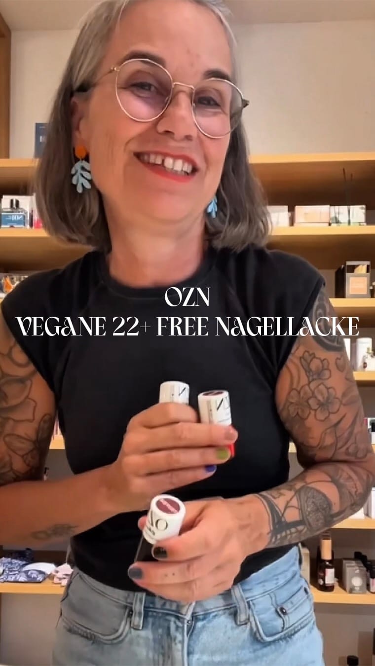 Post 1 by PLANT-BASED NAILPOLISH on Instagram (video)