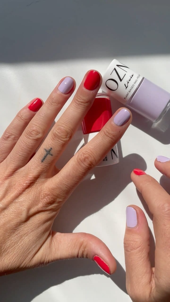 Post 3 by PLANT-BASED NAILPOLISH on Instagram (video)