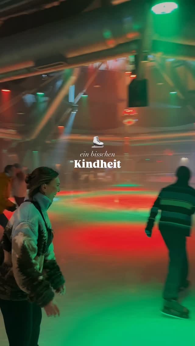 Post 2 by Jaqueline on Instagram (video)