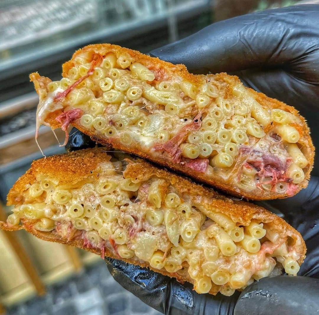 Post 3 by OSSO Macelleria  Hamburgeria🥩🍔 on Instagram (image)
