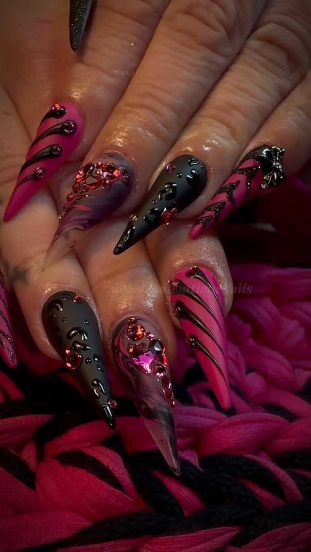 Post 3 by Denise Mills on Instagram (video)