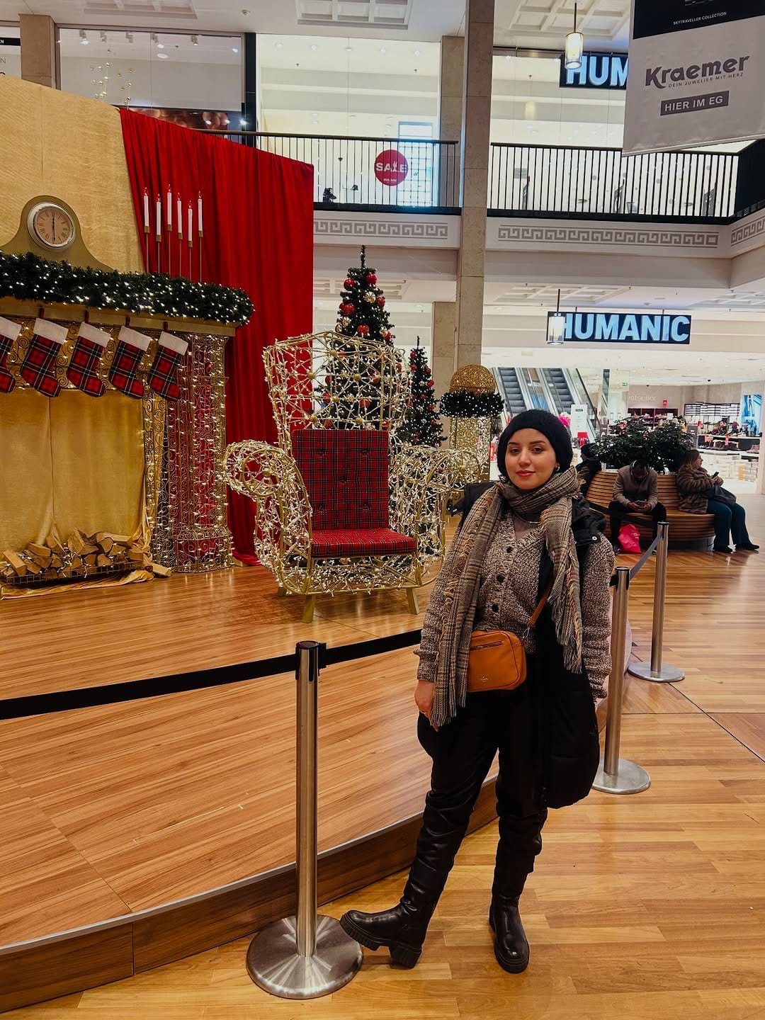 Post 2 by ＣＨＡＹＭＡ - ＬＨＡ on Instagram (carousel)