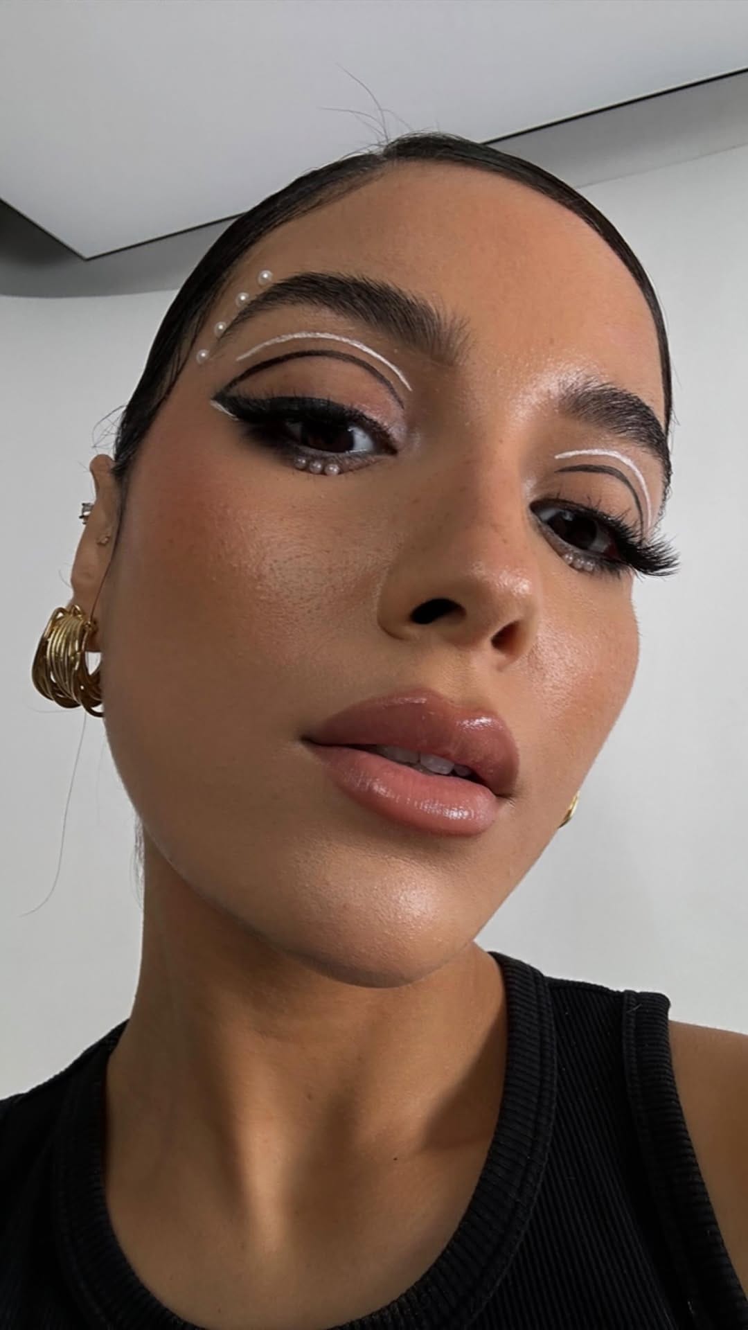 Post 10 by Roumaissa Allata on Instagram (video)