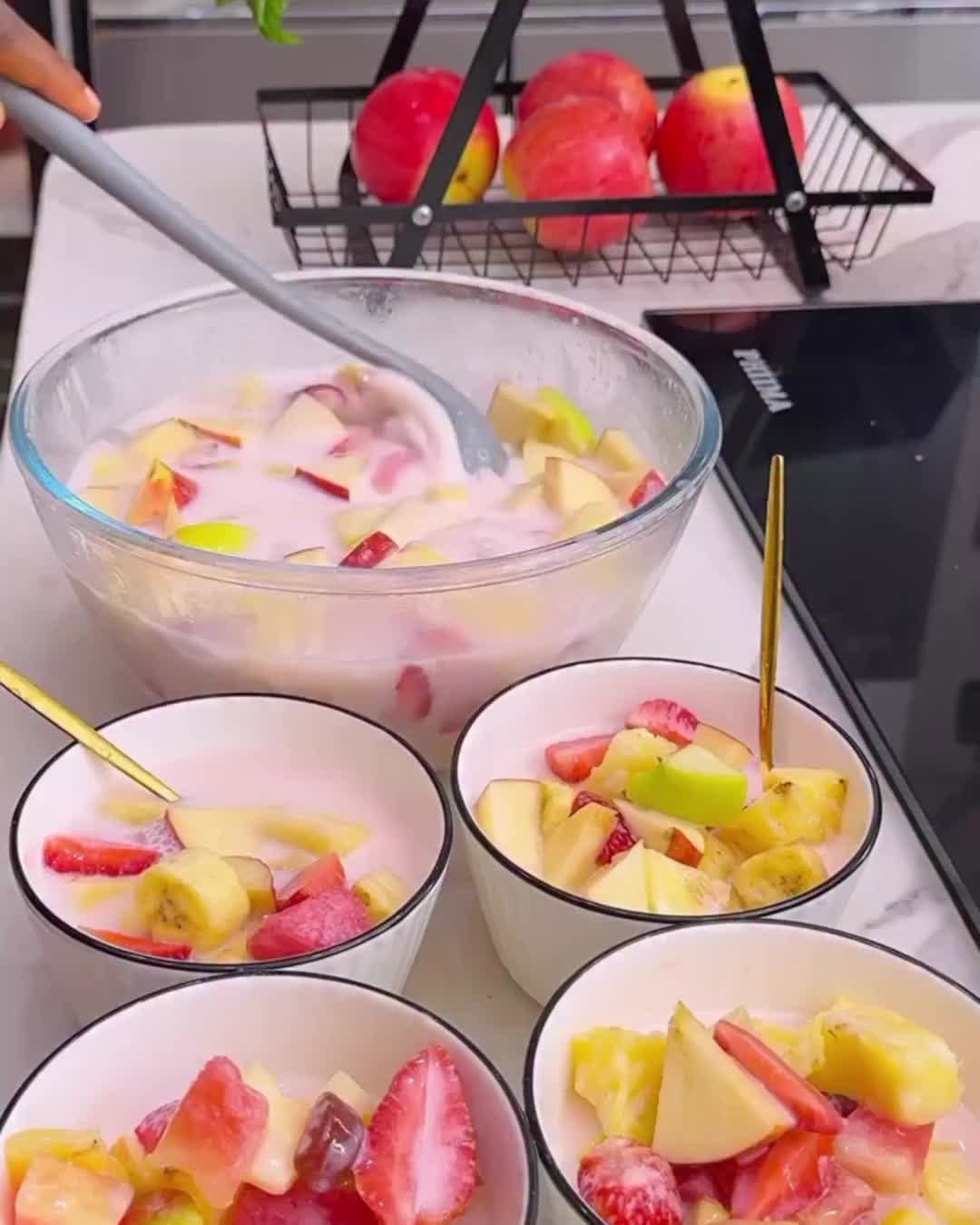 Post 9 by Meekshire on Instagram (video)
