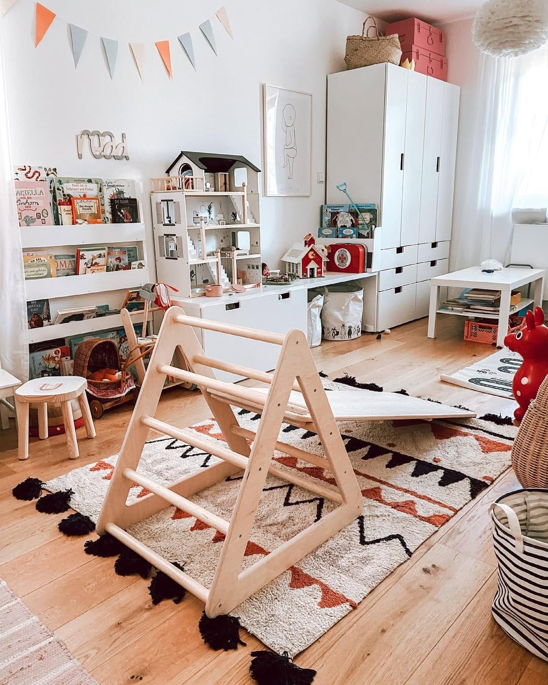 Post 2 by BABY | KIDS | INTERIOR | on Instagram (image)