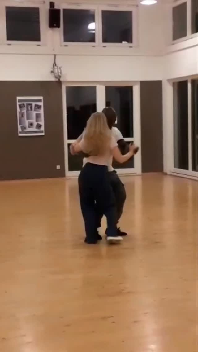 Post 9 by Fernandes Luyengo on Instagram (video)
