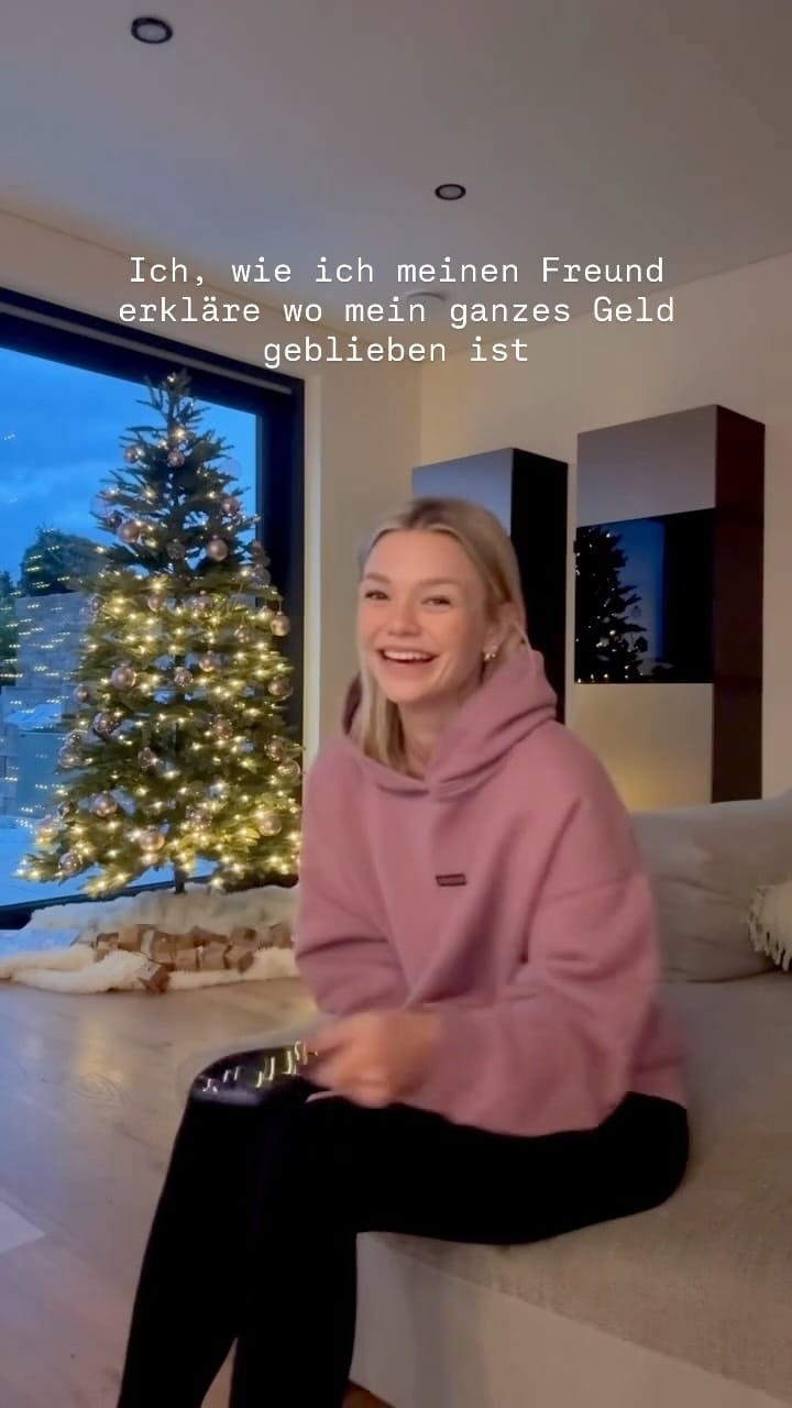 Post 10 by 𝒮𝒶𝓇𝒶𝒽 𝒲𝒾ℯ𝓈ℯ on Instagram (video)