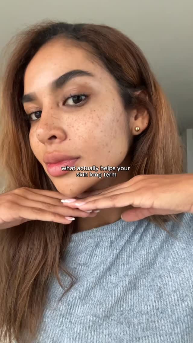 Post 2 by NOLA SKINSENTIALS on Instagram (video)