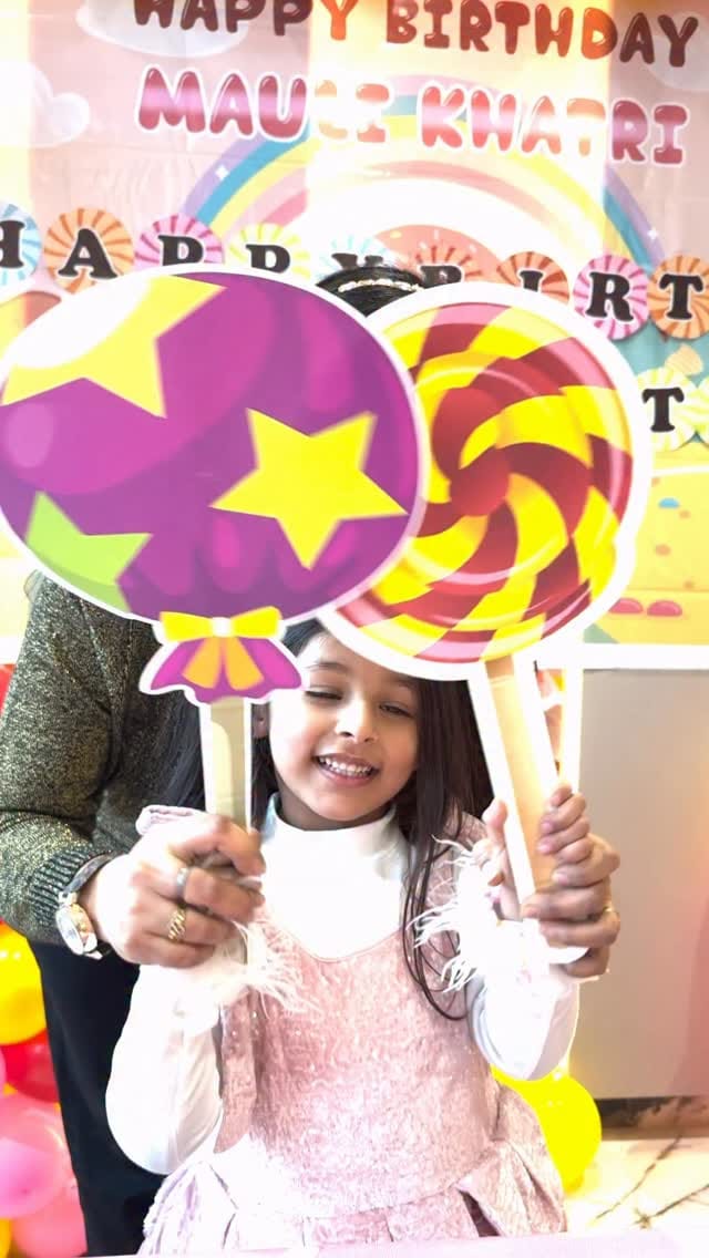 Post 6 by Party Supplies India Official on Instagram (video)