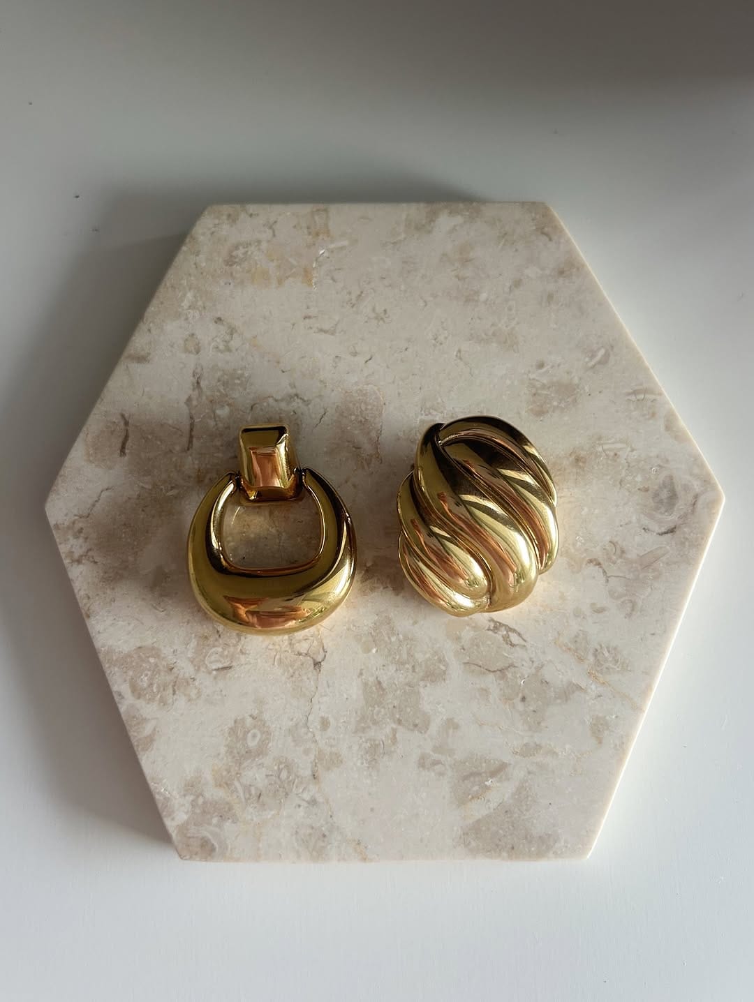 Post 8 by Cult of Sun Jewelry | Beach to bar layering jewelry on Instagram (carousel)
