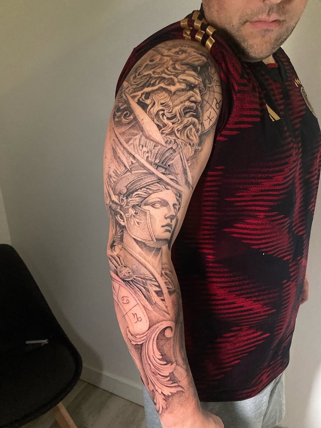Post 10 by M̷O̷S̷T̷A̷Z̷A̷  / fineline tattoo microrealismo madrid on Instagram (carousel)
