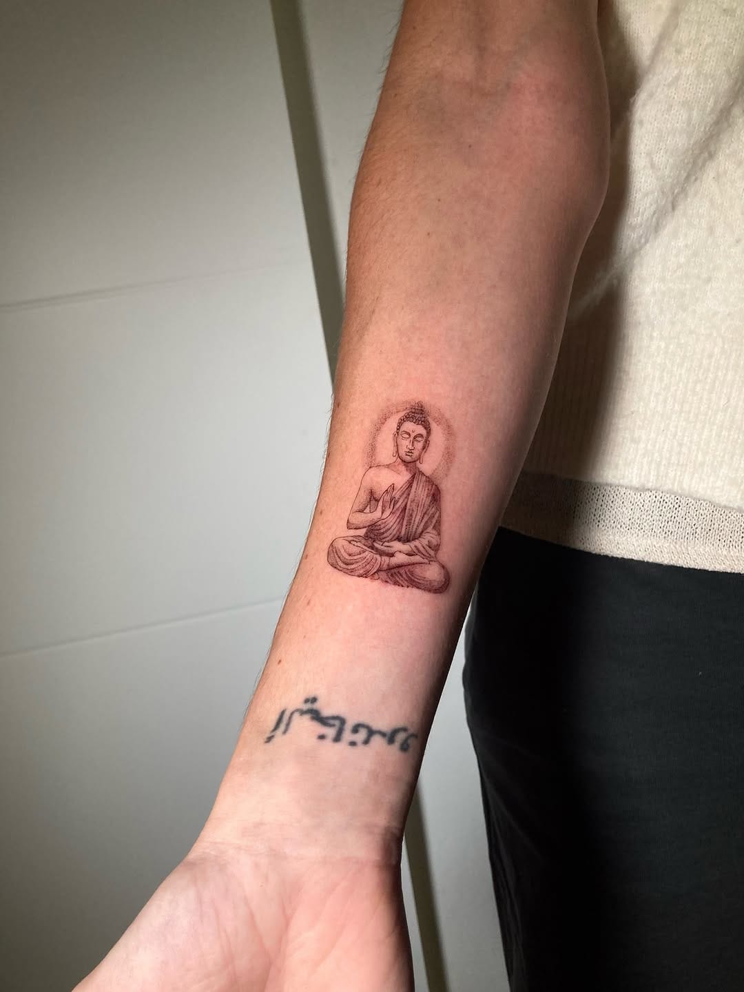 Post 5 by M̷O̷S̷T̷A̷Z̷A̷  / fineline tattoo microrealismo madrid on Instagram (carousel)