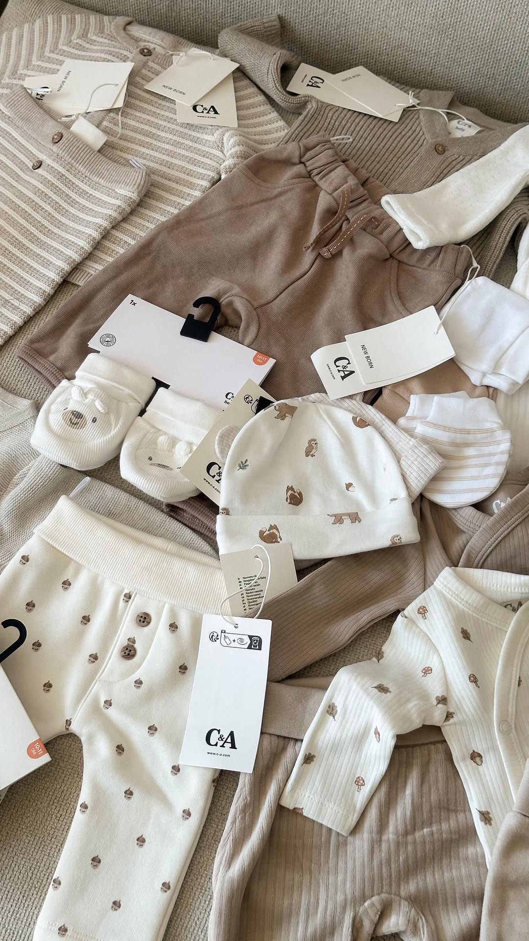 Post 8 by ❥ Rabia Papavasileiou on Instagram (video)