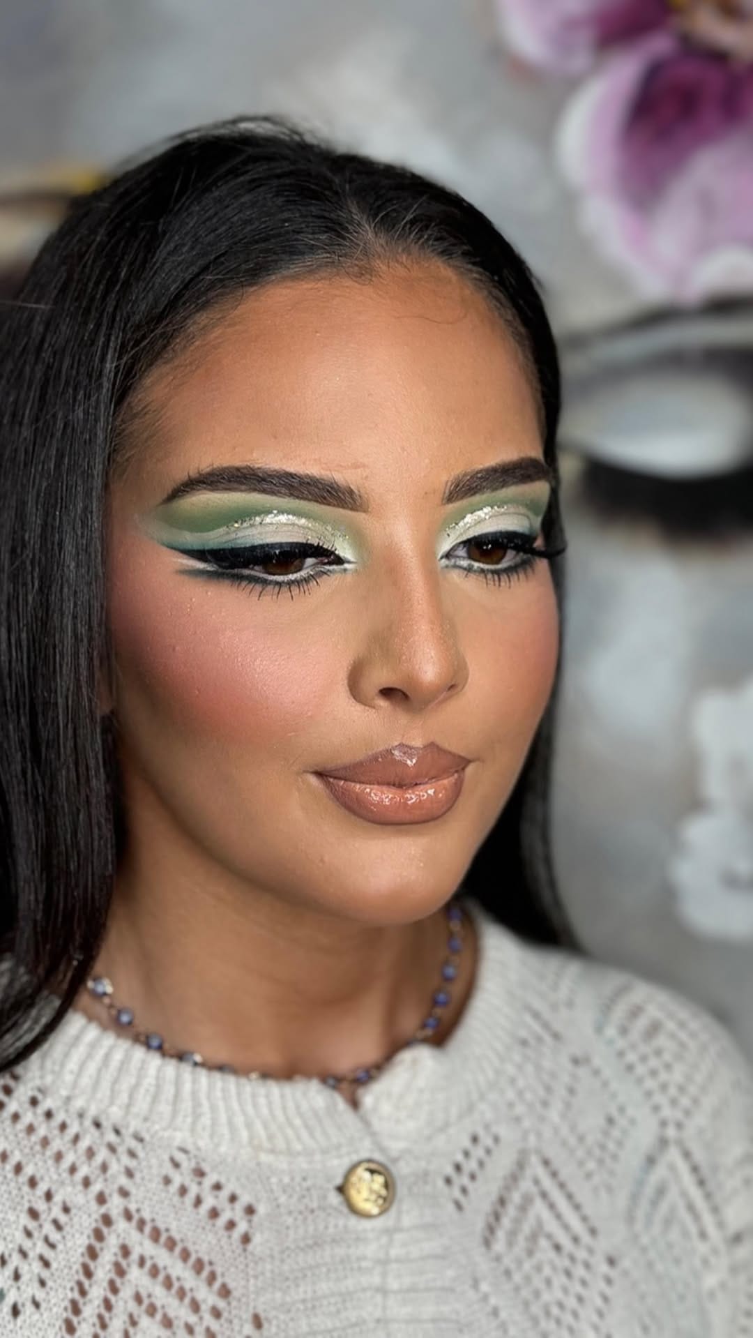 Post 1 by Lensesparadiise®️ on Instagram (video)