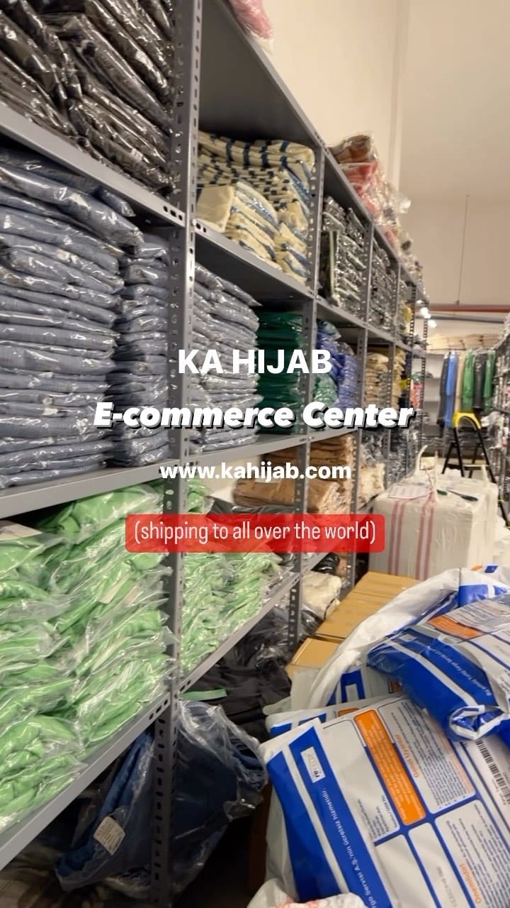 Post 10 by Ka Hijab Modest Burkini Swimwear on Instagram (video)