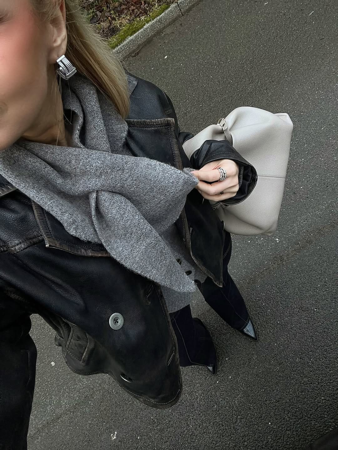 Post 5 by Paulina K. | Fashion | Travel |  🌺 on Instagram (carousel)