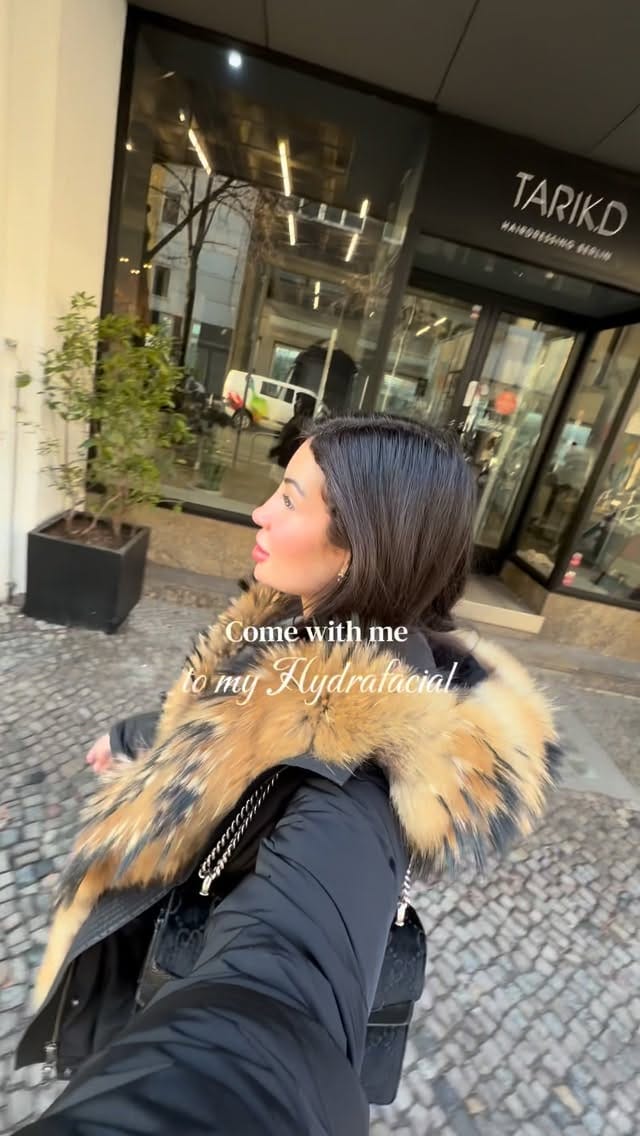 Post 1 by Ｂｅａｕｔｙｌｏｕｎｇｅ     ｂｙ                      Ｈａｎａｄｉ on Instagram (video)