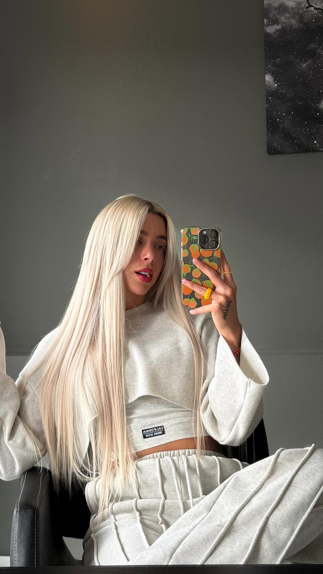 Post 2 by ✨Privatsalon, lighter coloring and extensions on Instagram (video)