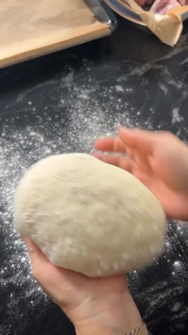 Post 5 by Hasna Aa on Instagram (video)