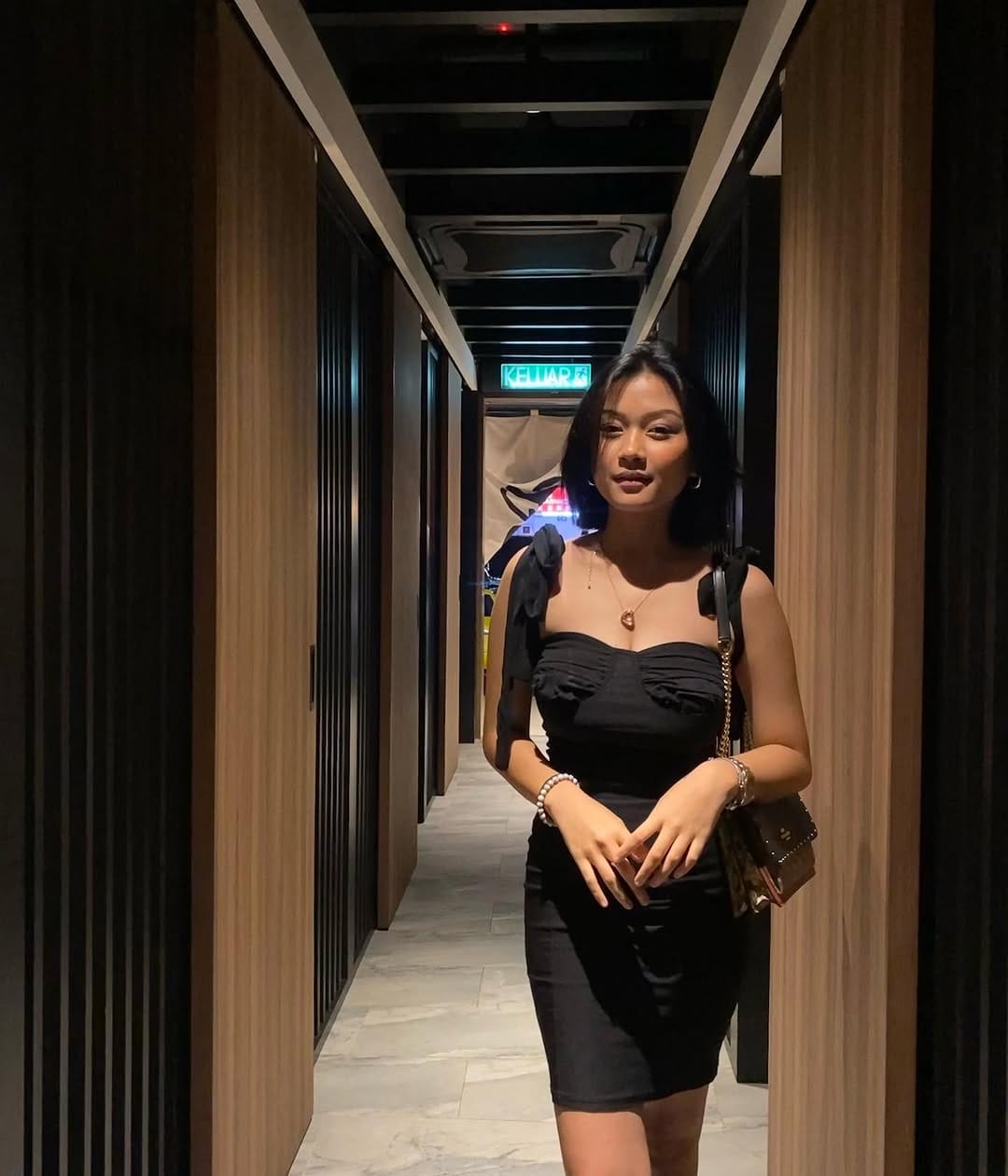 Post 10 by 🪩erieka🪩 on Instagram (carousel)