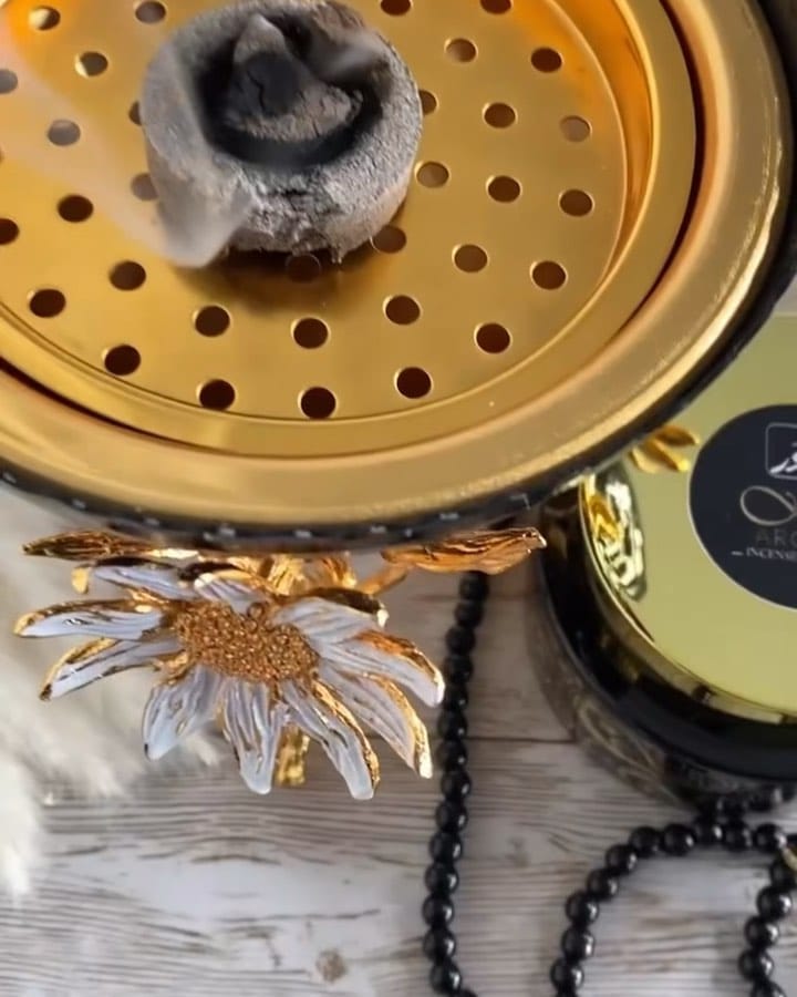 Post 10 by Incense_Essence on Instagram (video)