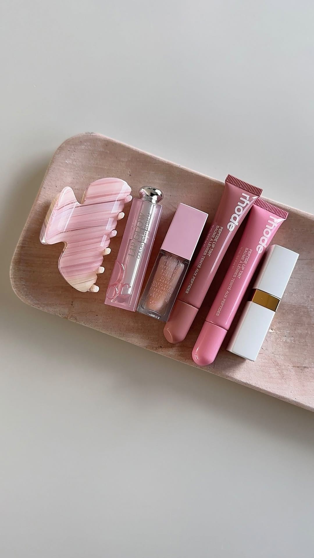 Post 9 by Romista | lifestyle • daily moments • cozy inspo on Instagram (video)