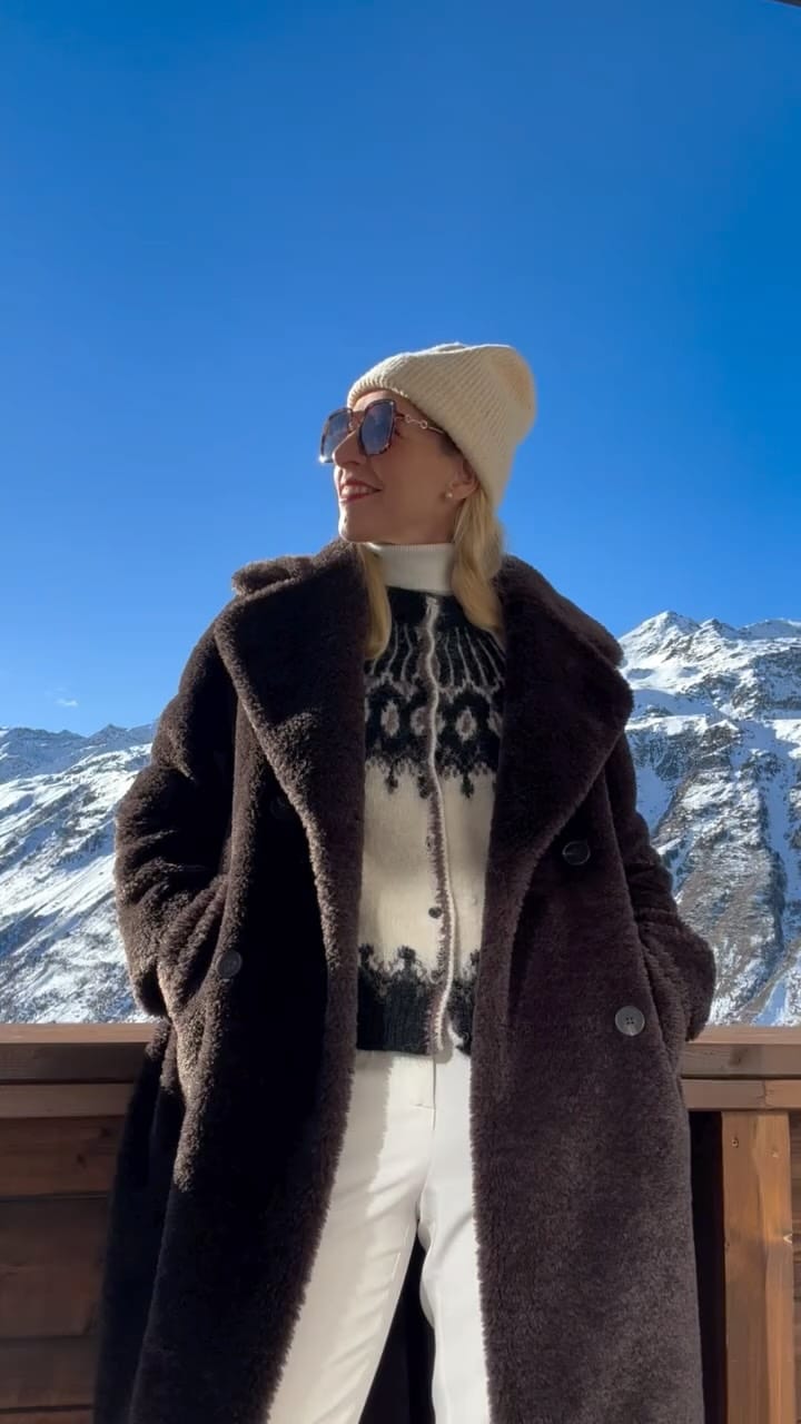 Post 3 by Nadine H. on Instagram (video)