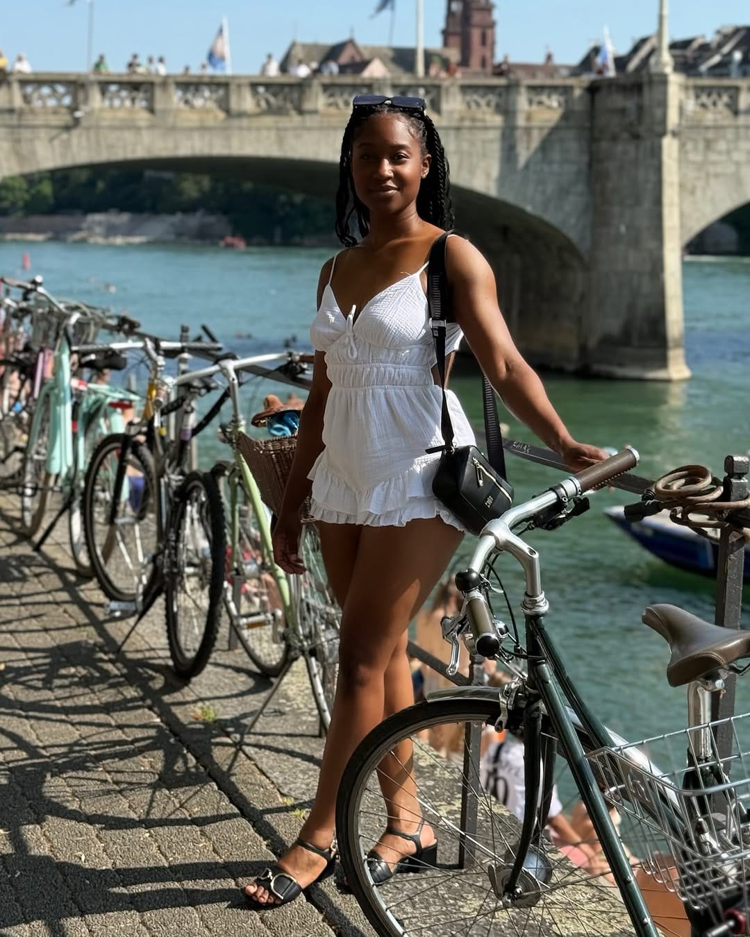 Post 7 by Cindy | Fashion Beauty Lifestyle Foodie influencer on Instagram (carousel)