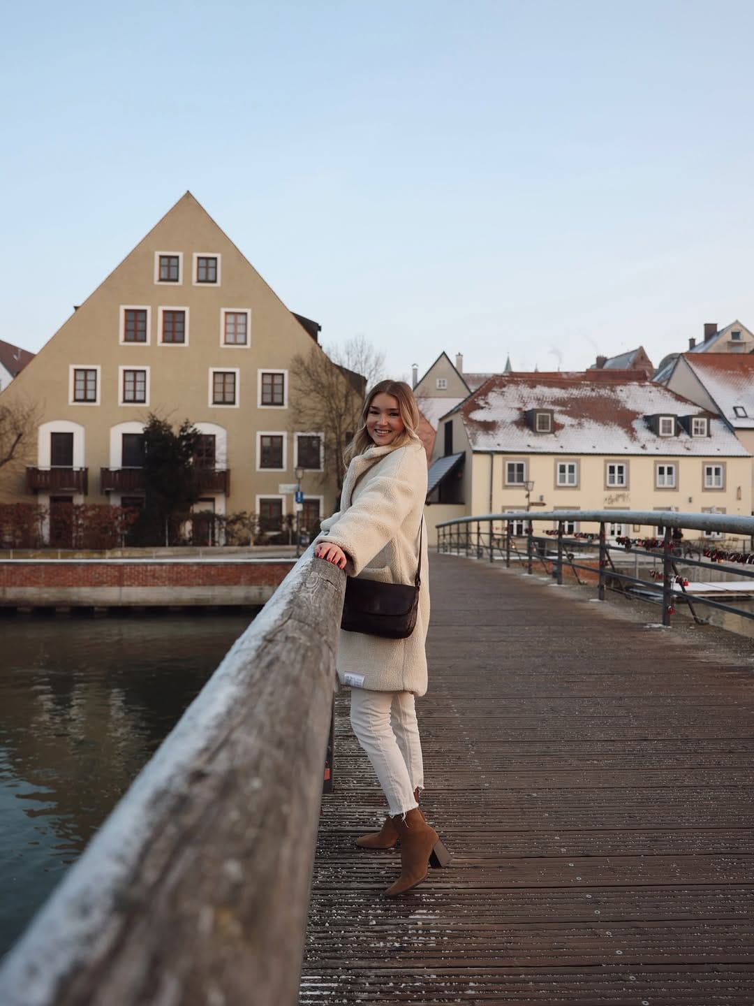 Post 5 by Arina 🦋 Outfits, Food, Ausflüge on Instagram (carousel)