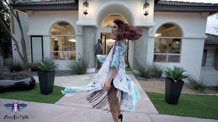 Post 8 by Viva La Silk on Instagram (video)