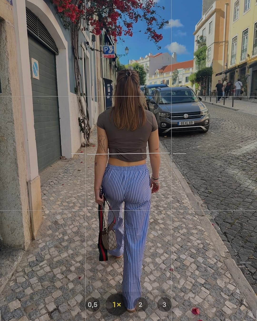 Post 6 by LEONIE R.🐆 on Instagram (carousel)