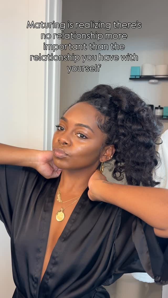 Post 4 by Chocolate Girl With Curls ✨ on Instagram (video)