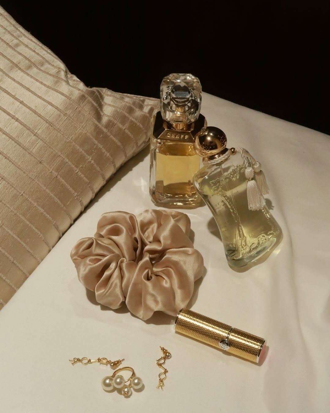 Post 6 by APROPOS The Concept Store on Instagram (carousel)