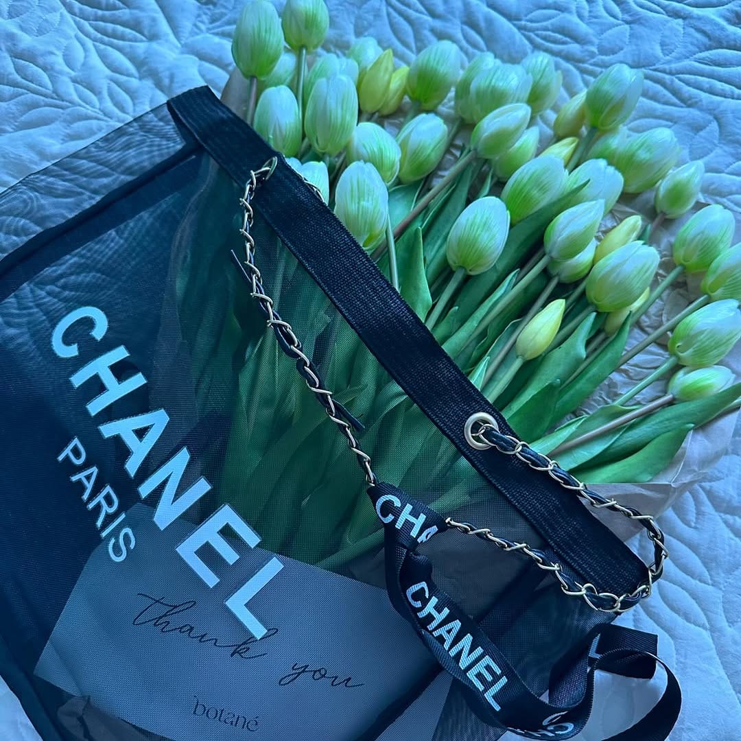 Post 10 by Mama and Home Vibes on Instagram (carousel)