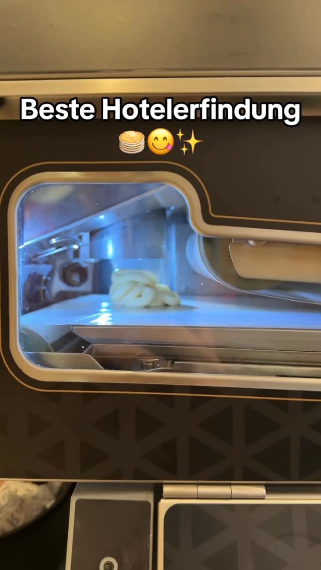 Post 8 by Max on Instagram (video)