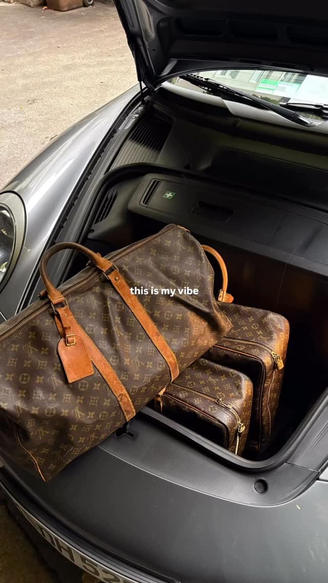 Post 4 by paul maximilian on Instagram (video)