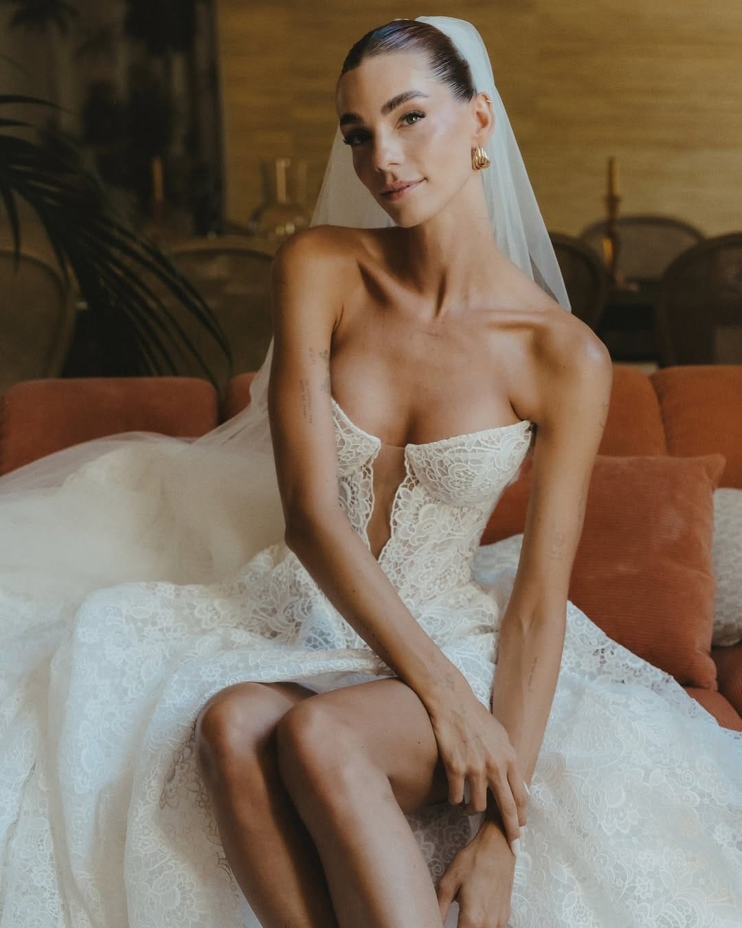 Post 10 by Bridal Boutique Baden-Baden on Instagram (carousel)