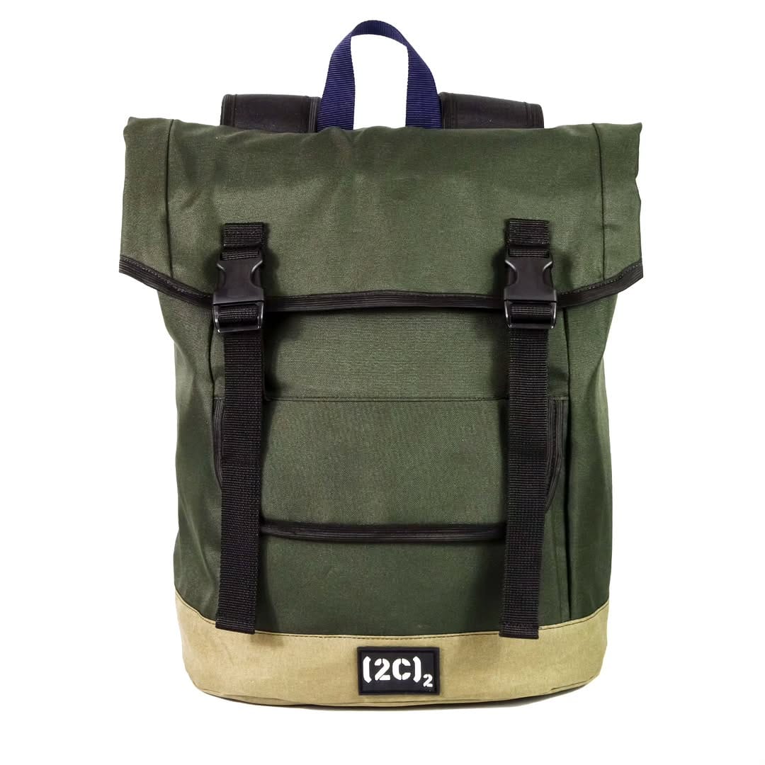 Post 9 by (2c)2 Bags on Instagram (carousel)