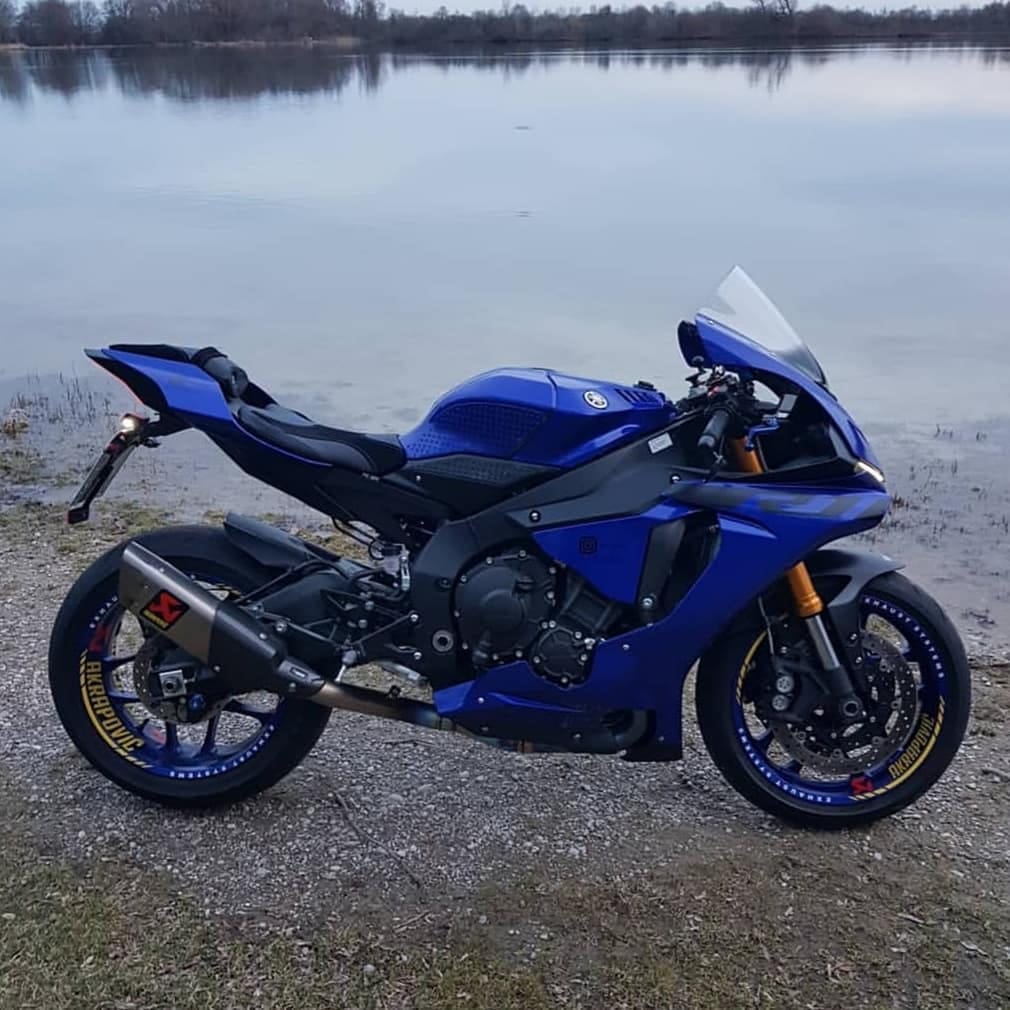 Post 7 by Yamaha R1 RN65 on Instagram (image)