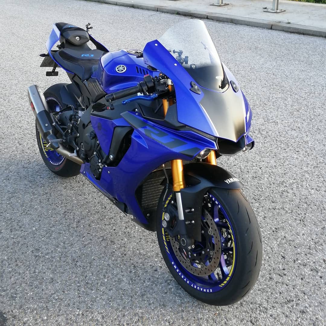 Post 8 by Yamaha R1 RN65 on Instagram (image)