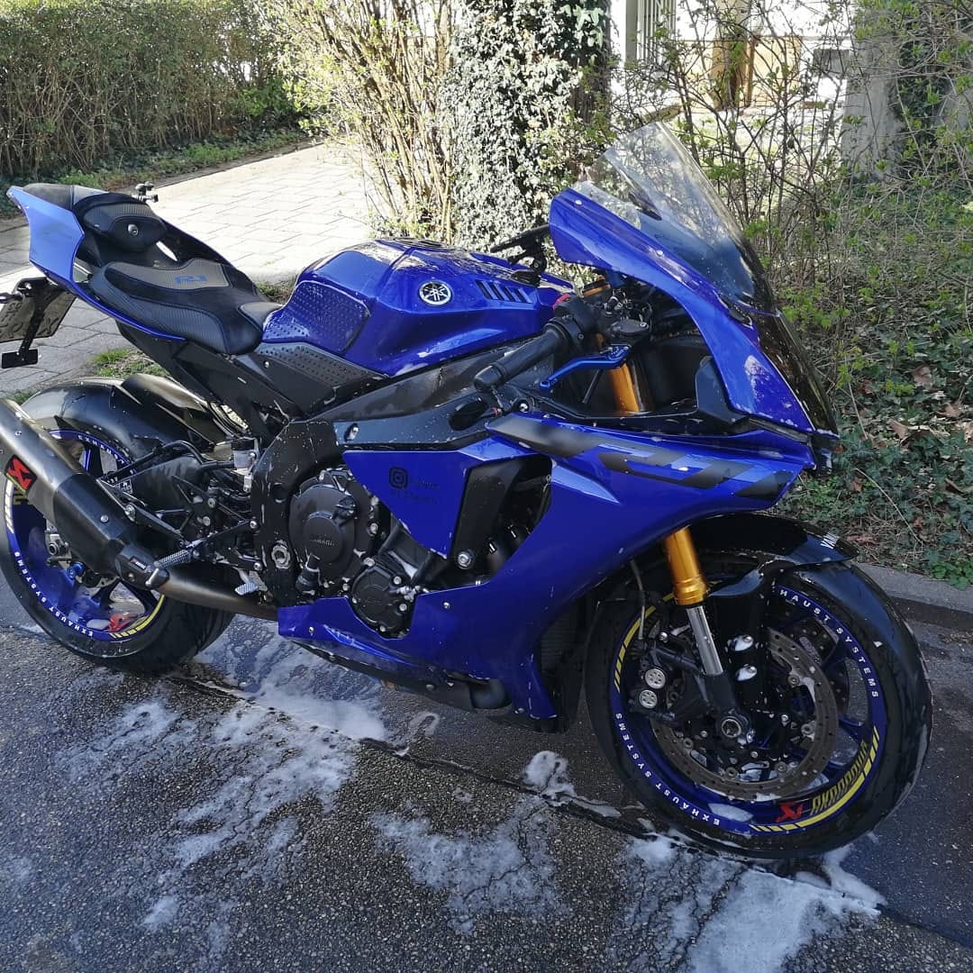 Post 5 by Yamaha R1 RN65 on Instagram (carousel)