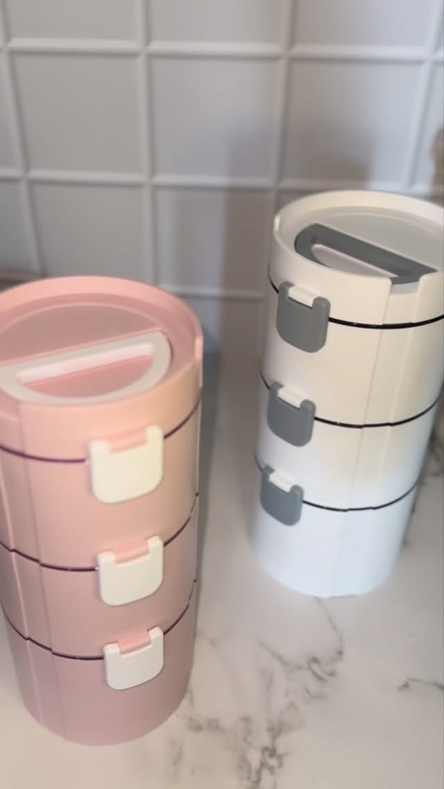 Post 9 by HOUSE OF QUIRK on Instagram (video)
