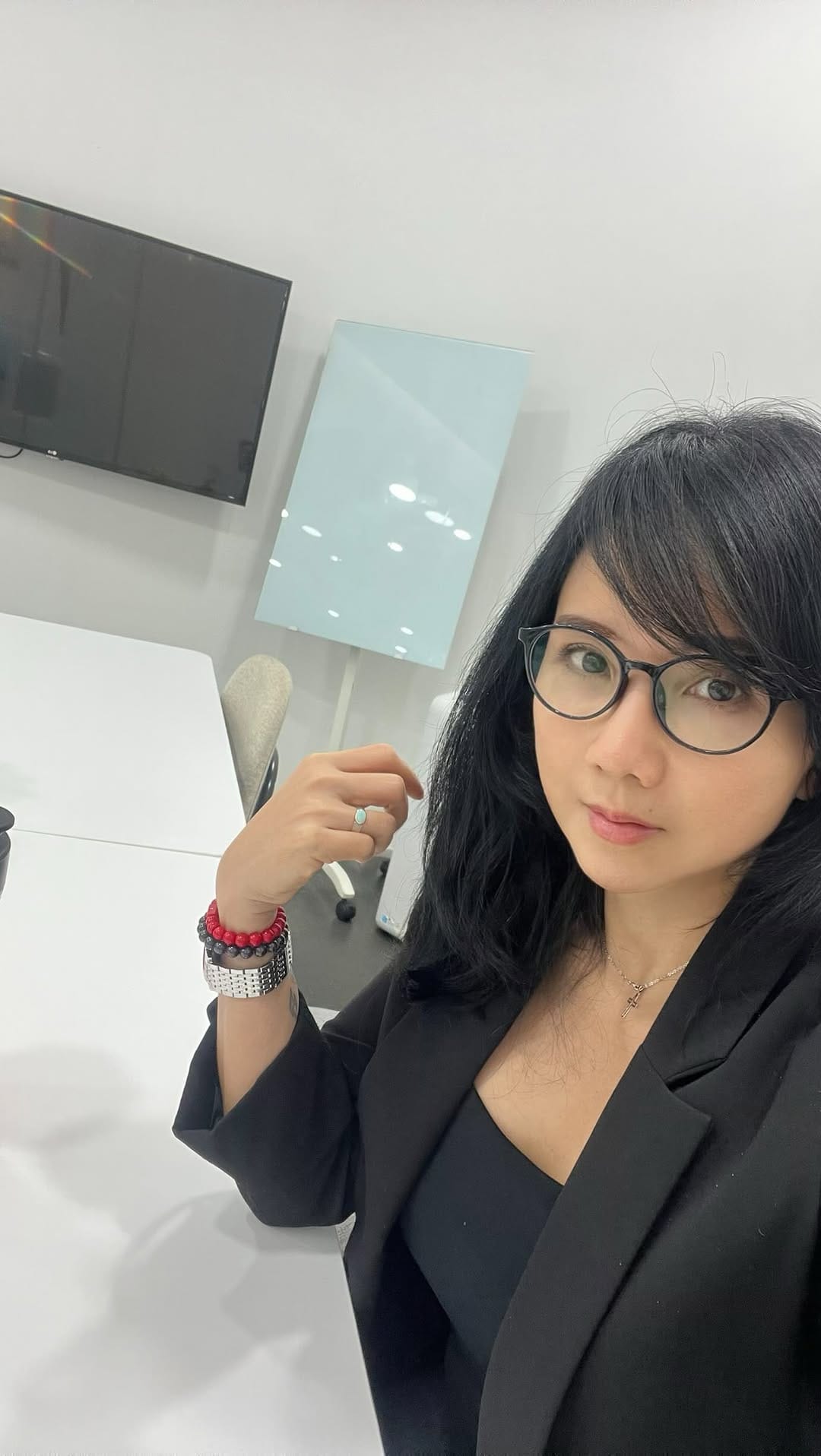 Post 1 by 𝔄𝔫𝔡𝔧𝔞𝔫𝔦 𝔎𝔴𝔢𝔢 🇮🇩 on Instagram (video)