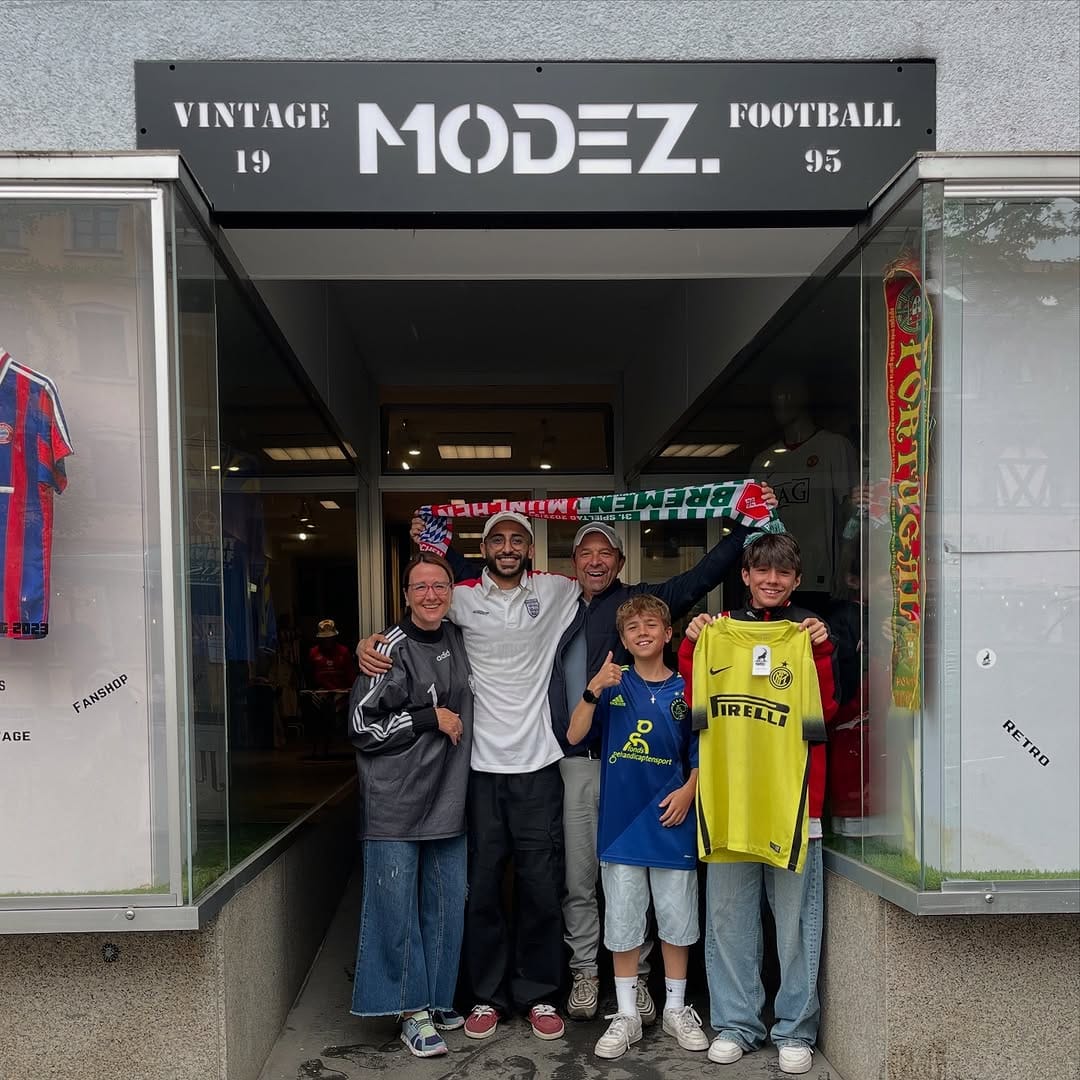 Post 9 by Modez. on Instagram (image)