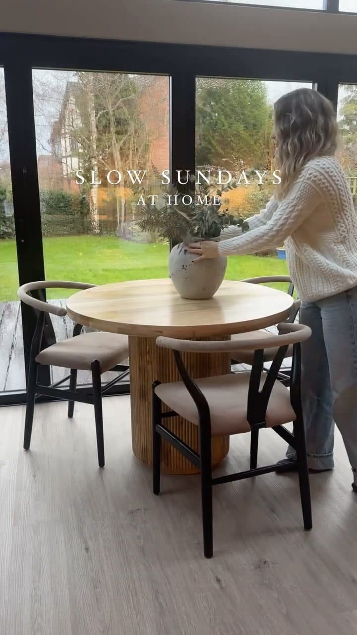 Post 4 by Kotanical on Instagram (video)