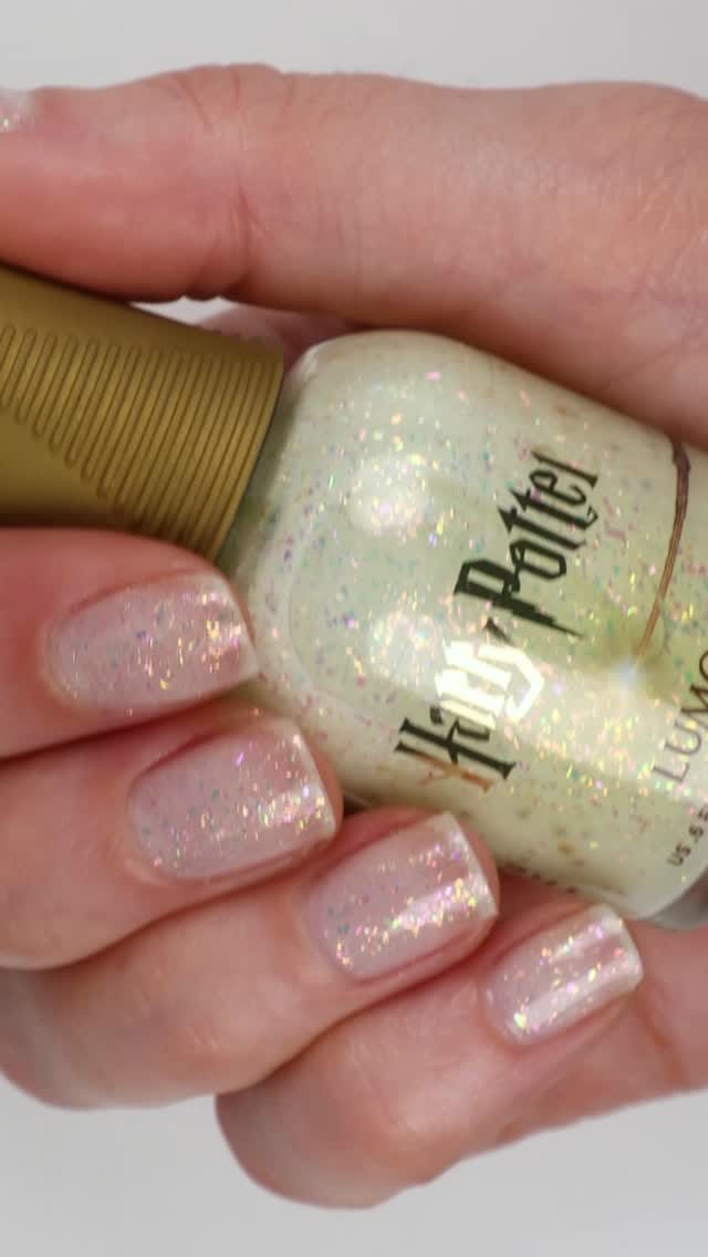Post 10 by ORLY® Deutschland | Österreich on Instagram (video)