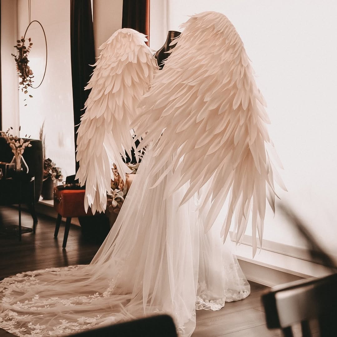 Post 9 by Braut im Glück | Brautmode | Brautkleider on Instagram (image)
